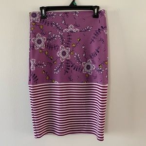 LuLaRoe Cassie floral design,striped bottom